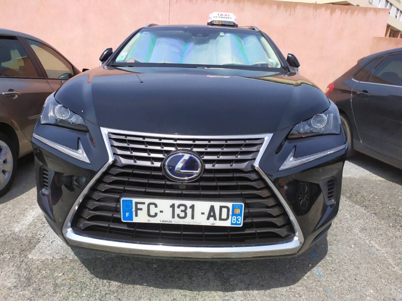 Taxi le PRADET réservation un client de la garde pour un transport vers Hyères dans le VAR